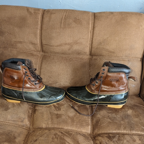 Men's size 12 Northwest Territory rugged outwear duck boots.. - Picture 10 of 10